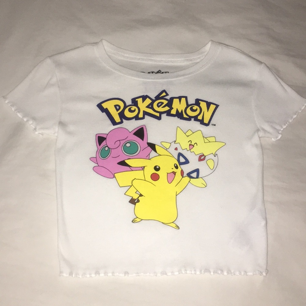 Cropped graphic tee